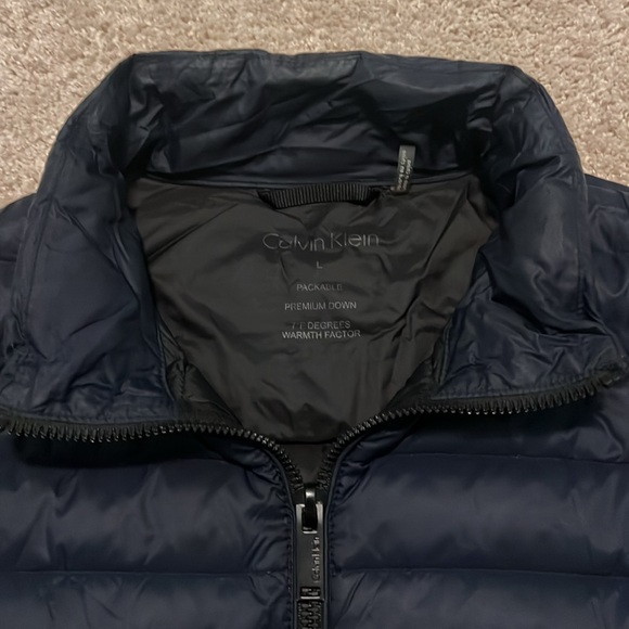 Calvin Klein men’s puffer jacket, size large - Picture 3 of 11
